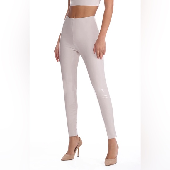 COMMANDO Control Top Faux Patent Leather Leggings | Porcelain | Size XS - Picture 3 of 10